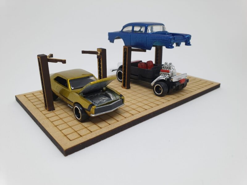 I-fabriek Double garage ramp DIY Diorama Kit 1:64